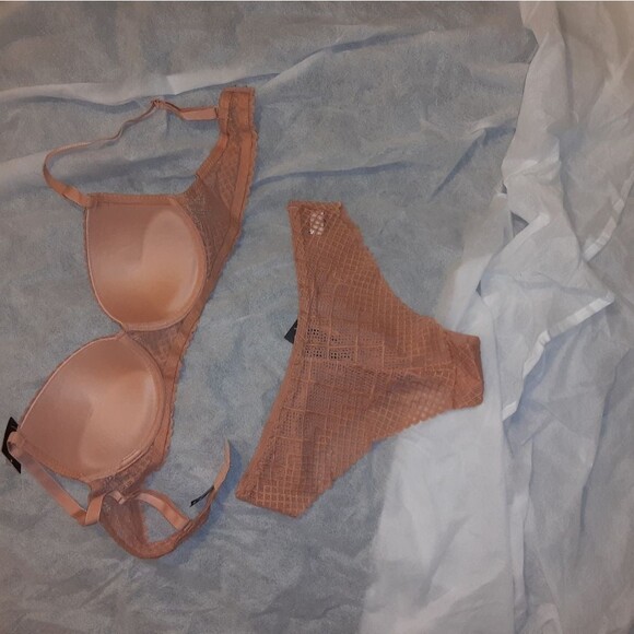 Youmita 36B Sandstone Light Push Up Bra and Medium Coordinating Panty NWT - Picture 9 of 10